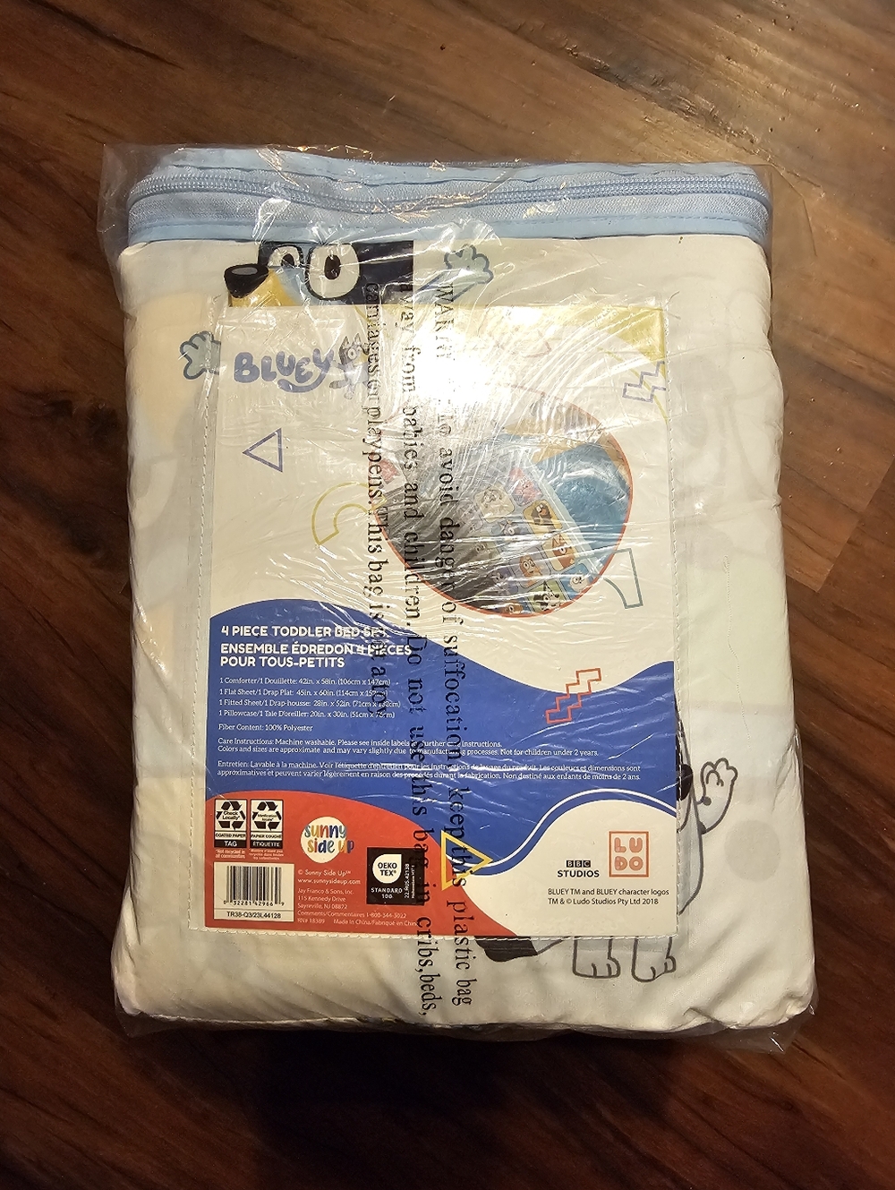 BLUEY & FRIENDS Toddler Bedding Set . Never Been Taken Out Of Package!